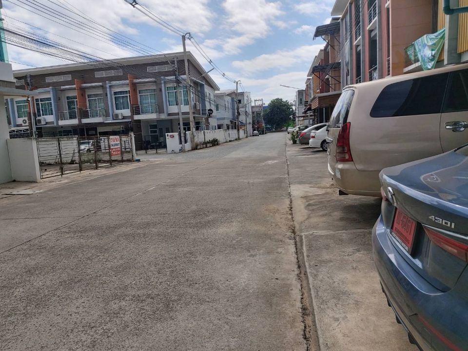 <? echo $keyword ; ?>