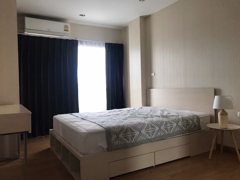 <? echo $keyword ; ?>