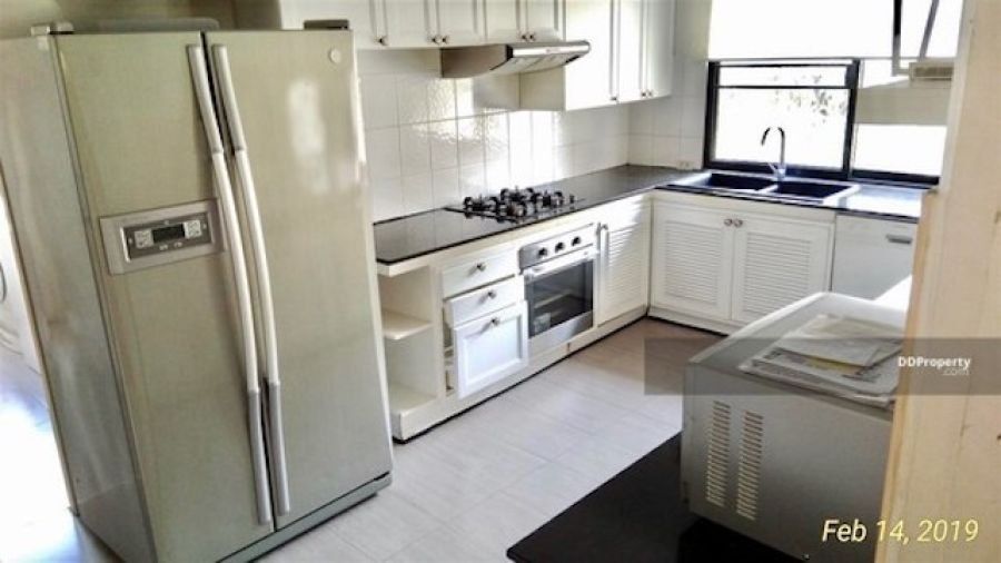 <? echo $keyword ; ?>