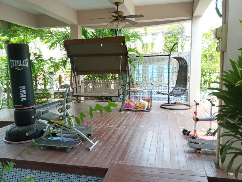 <? echo $keyword ; ?>