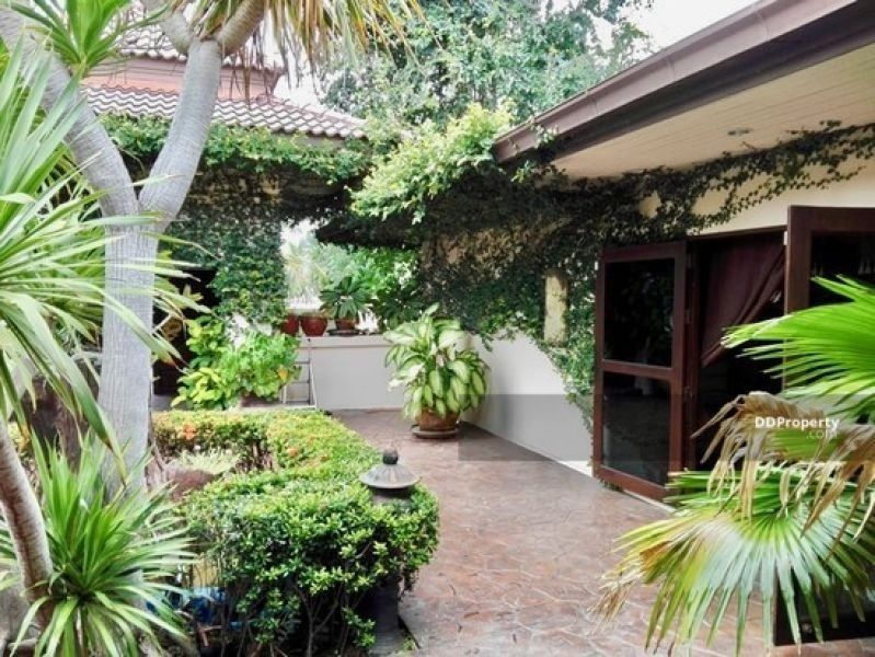 <? echo $keyword ; ?>