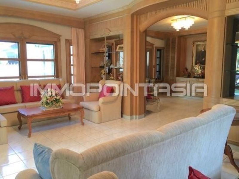 <? echo $keyword ; ?>