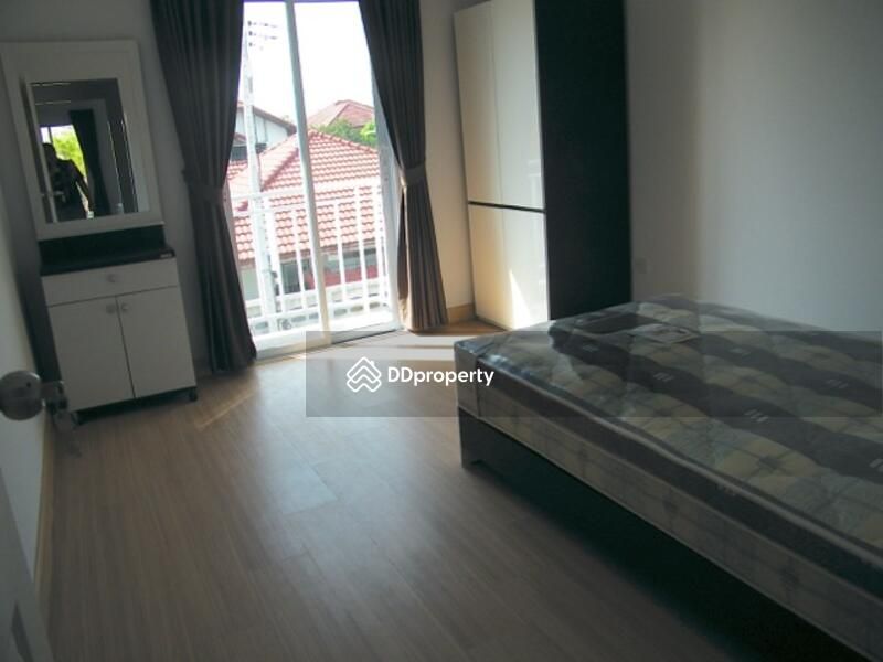 <? echo $keyword ; ?>