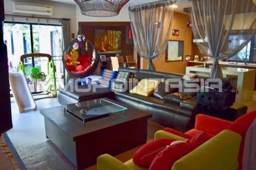 <? echo $keyword ; ?>