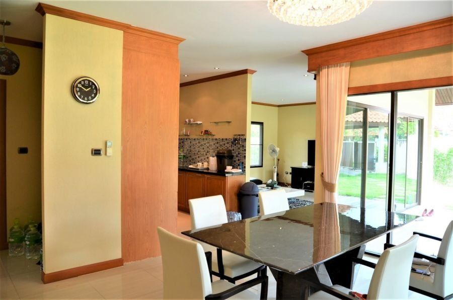 <? echo $keyword ; ?>