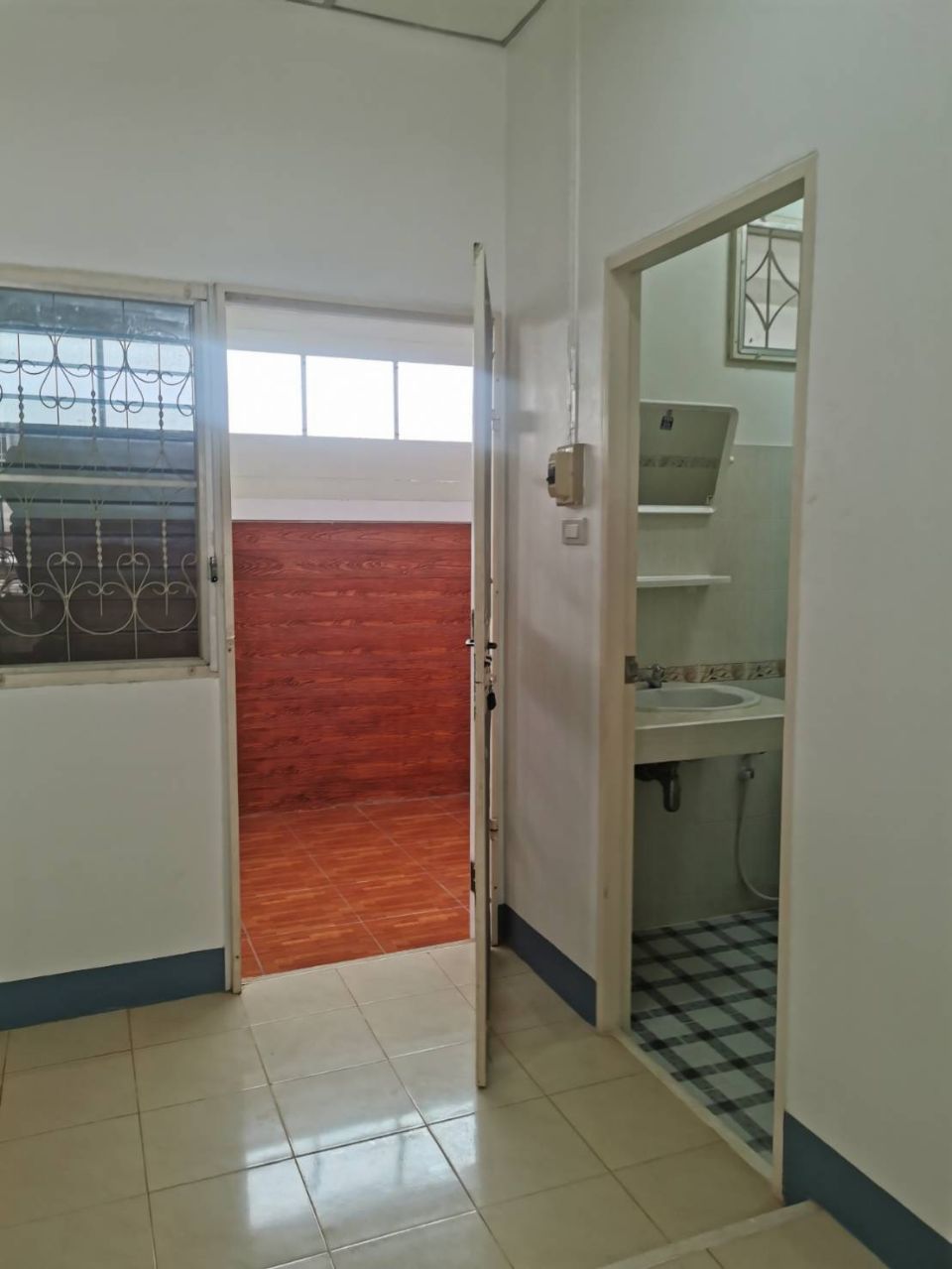 <? echo $keyword ; ?>