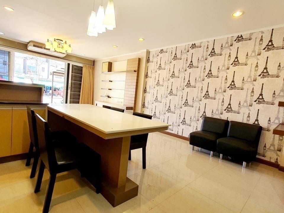 <? echo $keyword ; ?>