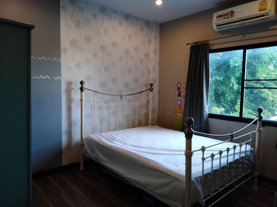 <? echo $keyword ; ?>