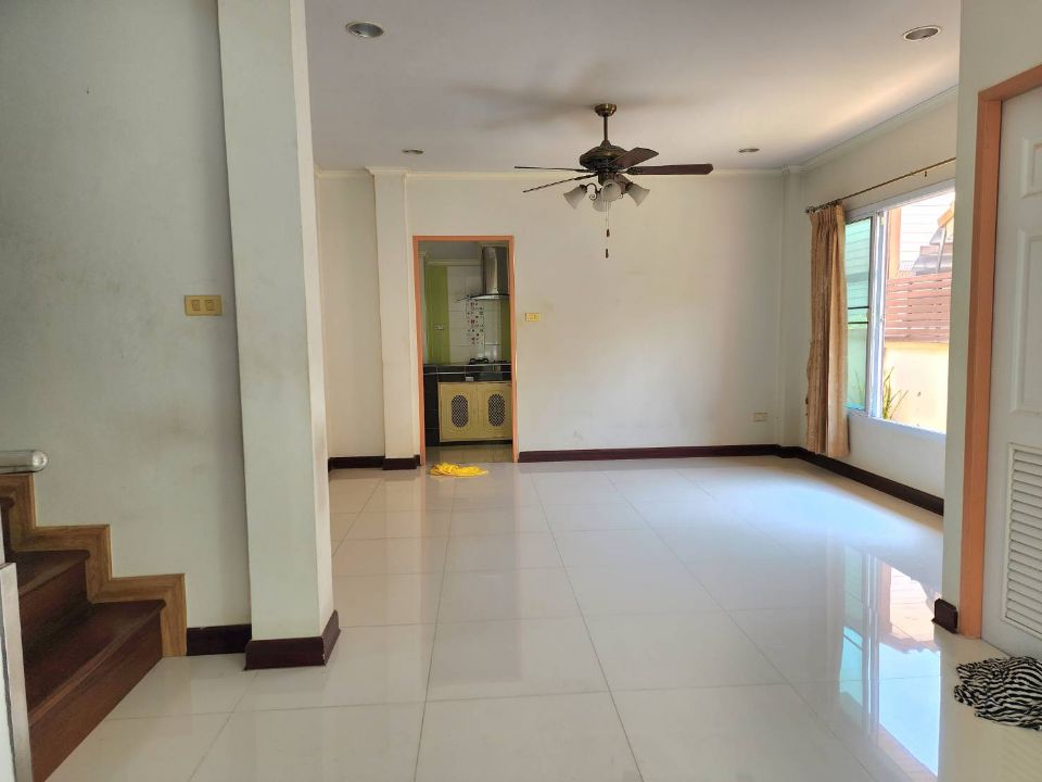 <? echo $keyword ; ?>