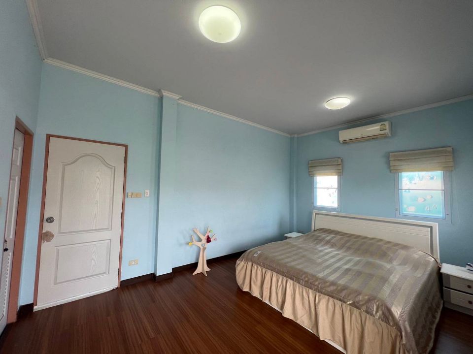 <? echo $keyword ; ?>