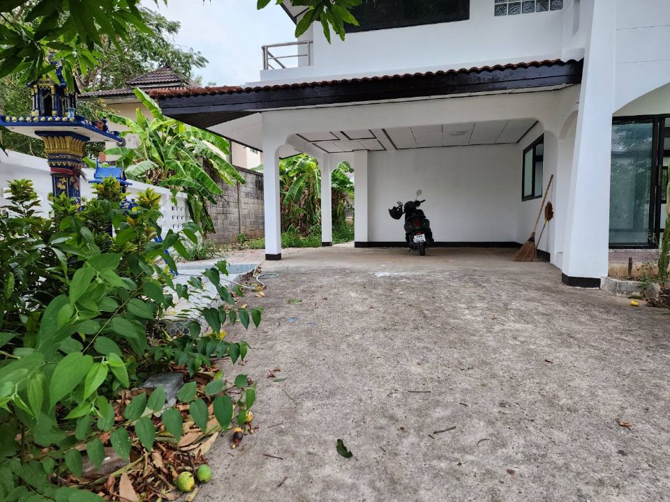 <? echo $keyword ; ?>