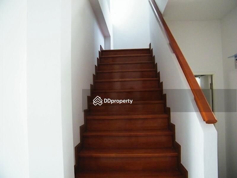 <? echo $keyword ; ?>