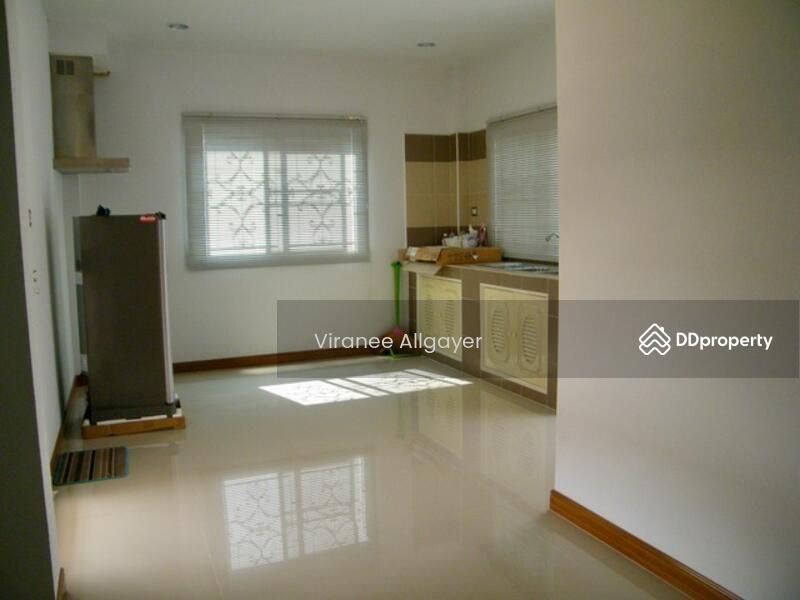 <? echo $keyword ; ?>