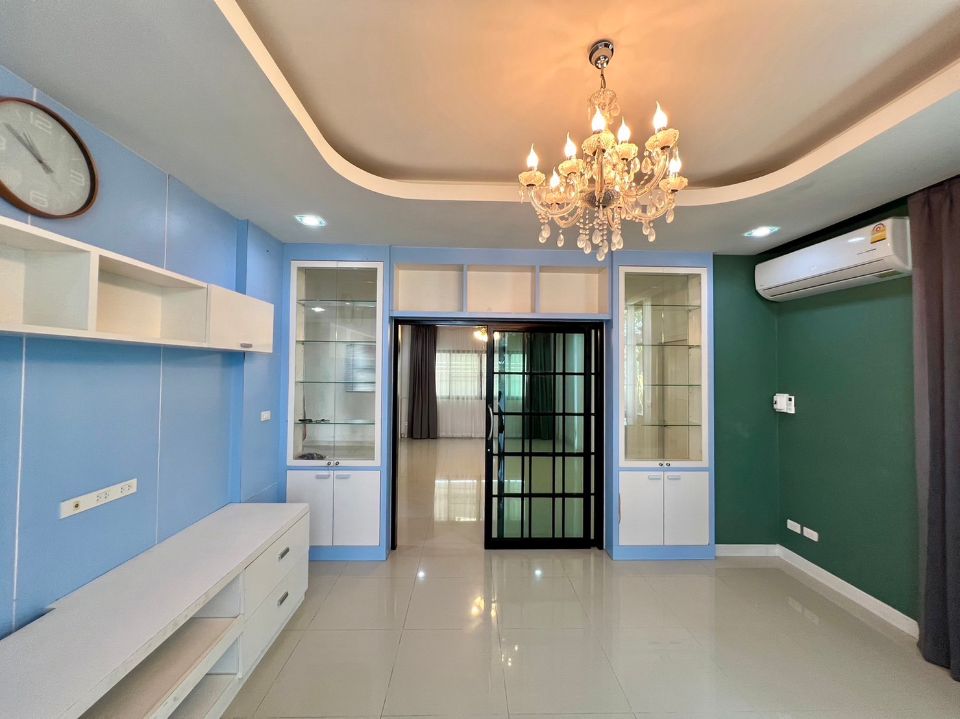 <? echo $keyword ; ?>