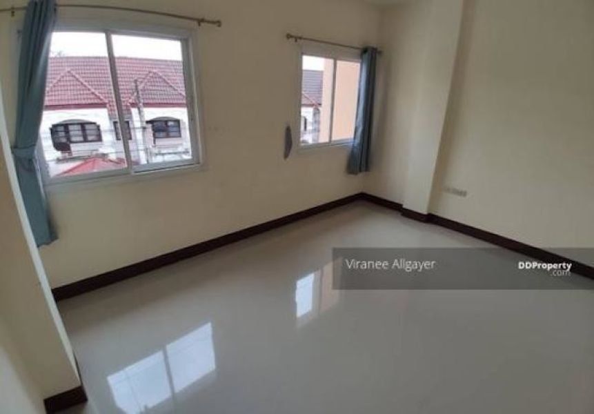 <? echo $keyword ; ?>