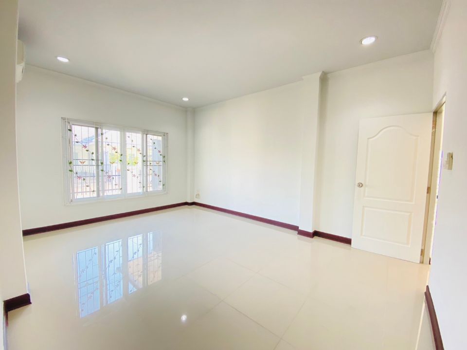 <? echo $keyword ; ?>