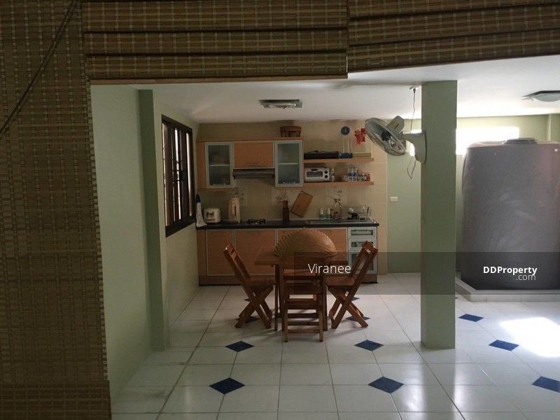 <? echo $keyword ; ?>