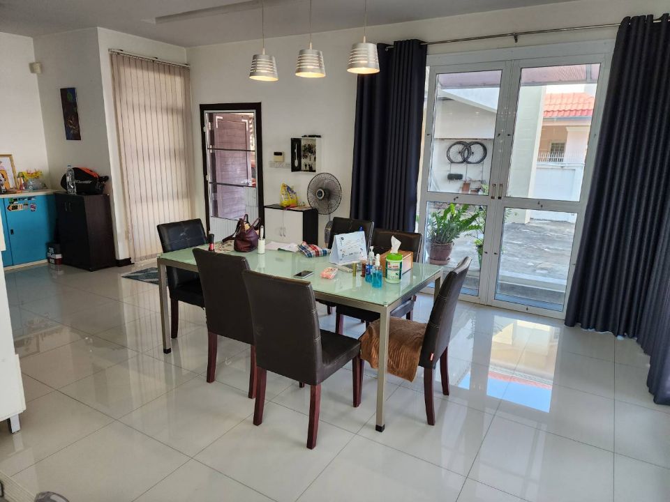 <? echo $keyword ; ?>