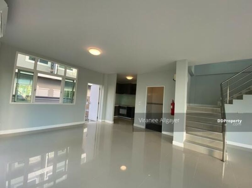 <? echo $keyword ; ?>