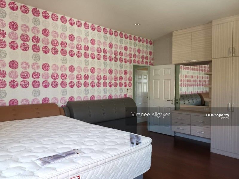 <? echo $keyword ; ?>