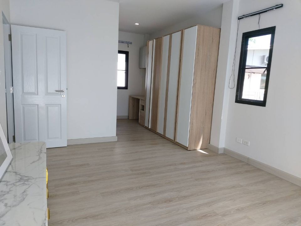 <? echo $keyword ; ?>