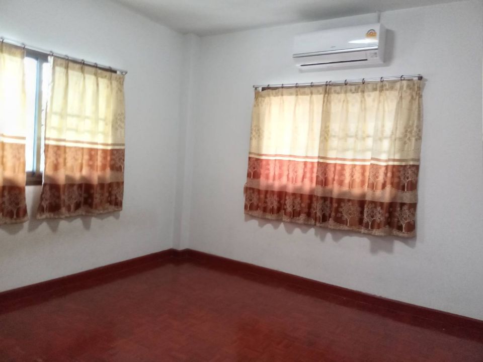 <? echo $keyword ; ?>