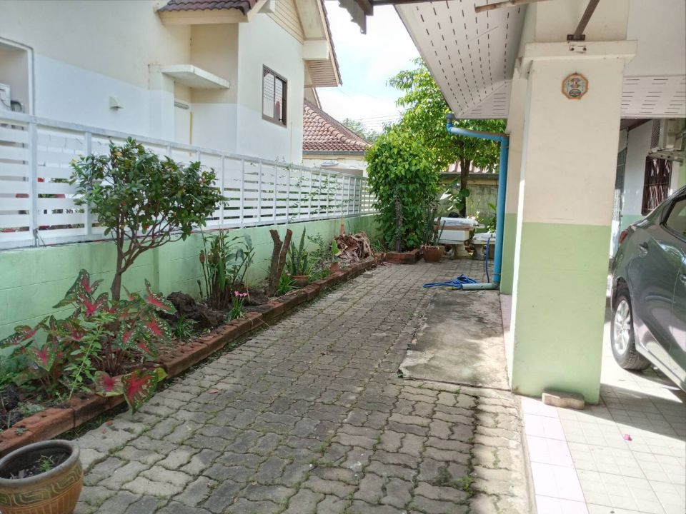 <? echo $keyword ; ?>