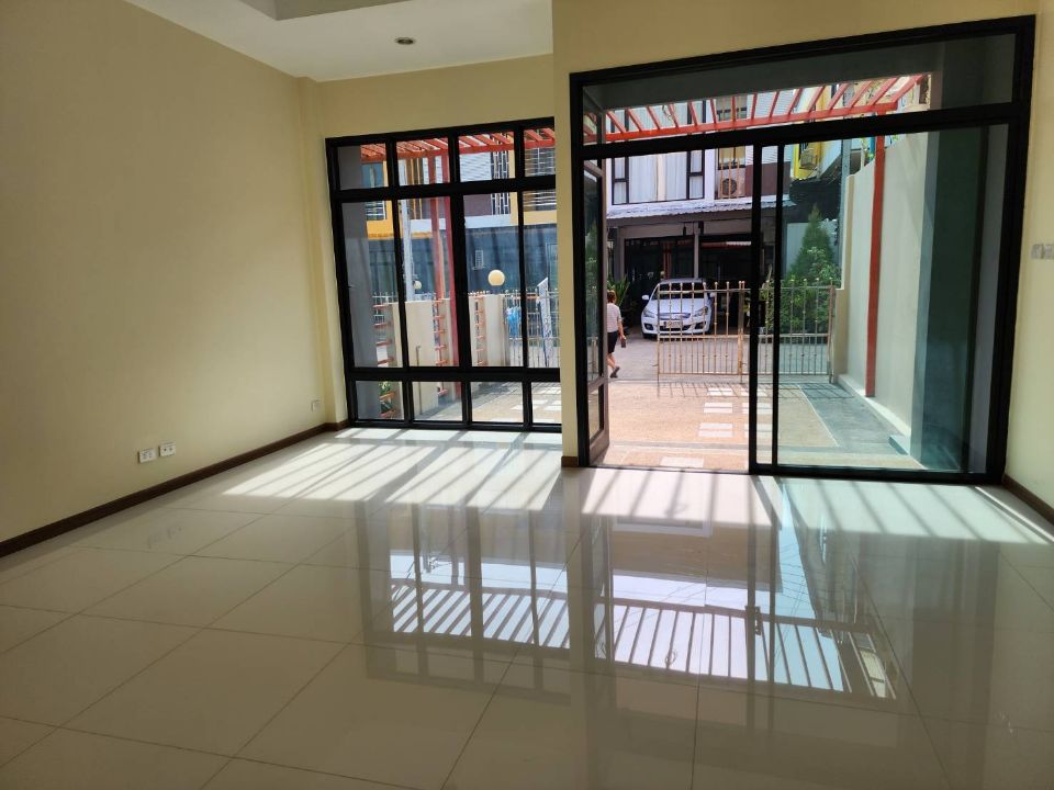 <? echo $keyword ; ?>