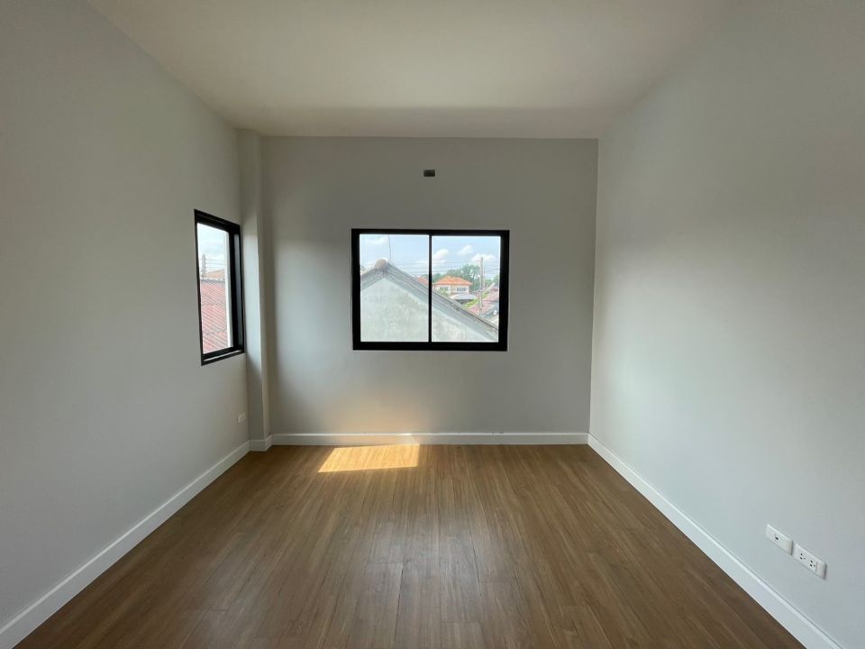 <? echo $keyword ; ?>