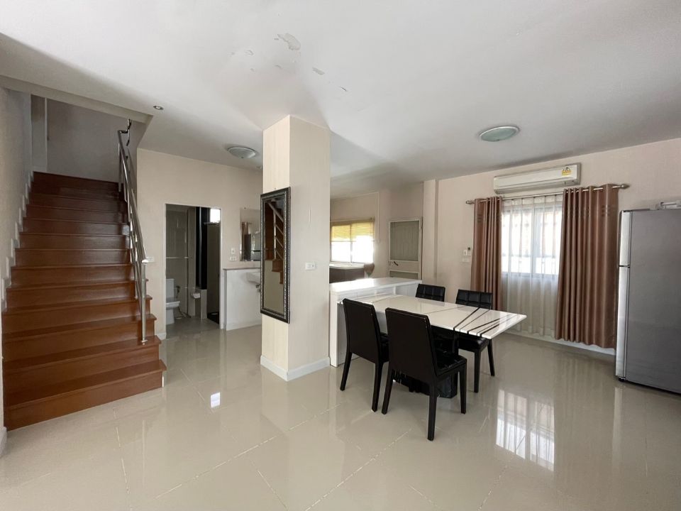 <? echo $keyword ; ?>