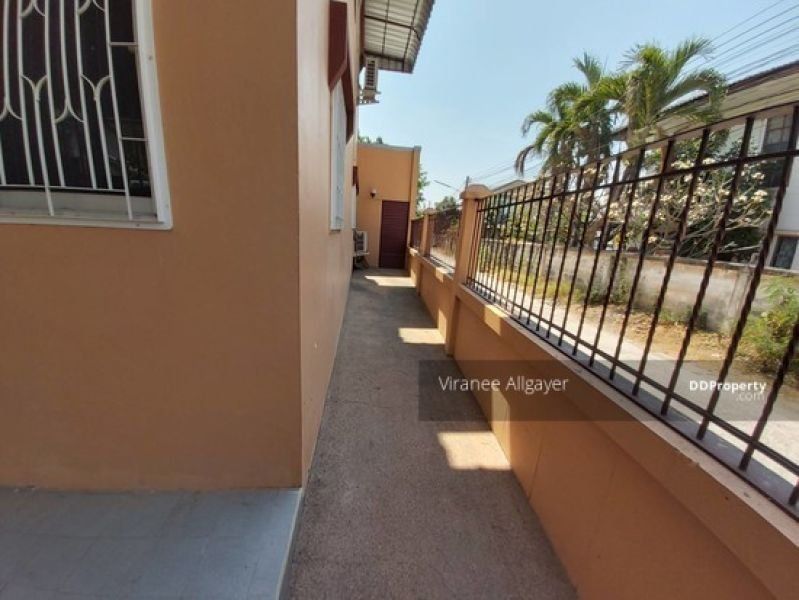 <? echo $keyword ; ?>