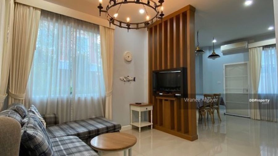 <? echo $keyword ; ?>