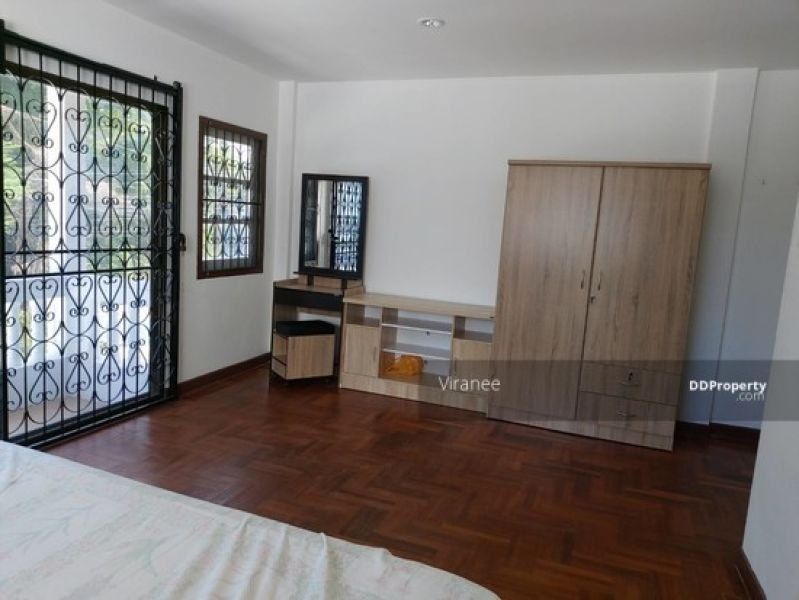 <? echo $keyword ; ?>