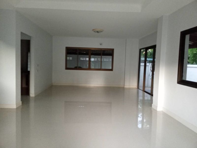 <? echo $keyword ; ?>