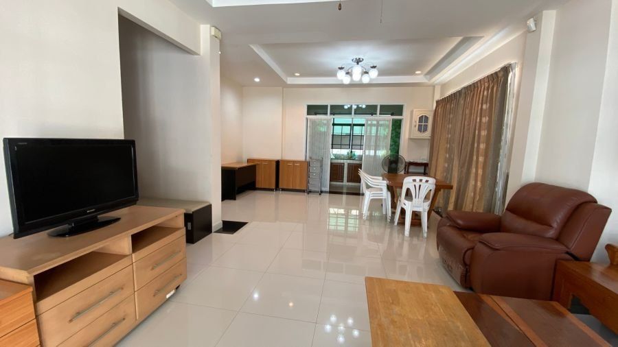 <? echo $keyword ; ?>