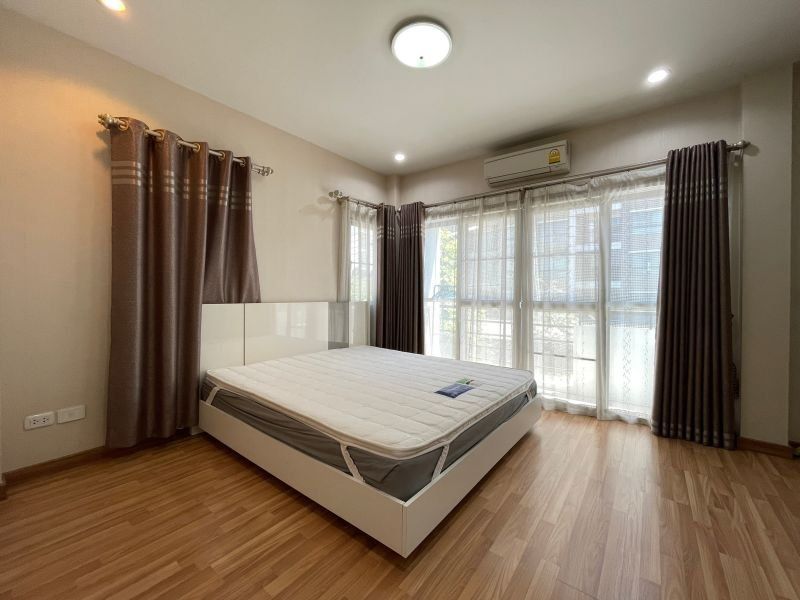 <? echo $keyword ; ?>