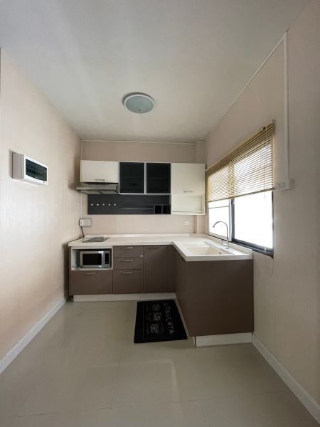 <? echo $keyword ; ?>