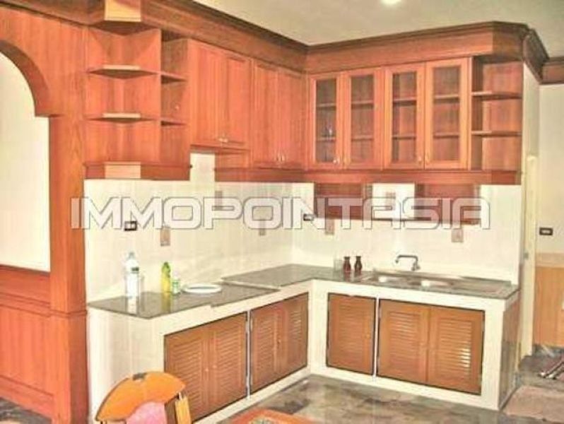 <? echo $keyword ; ?>