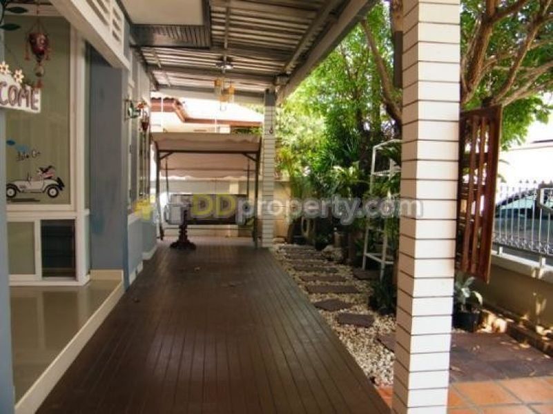 <? echo $keyword ; ?>