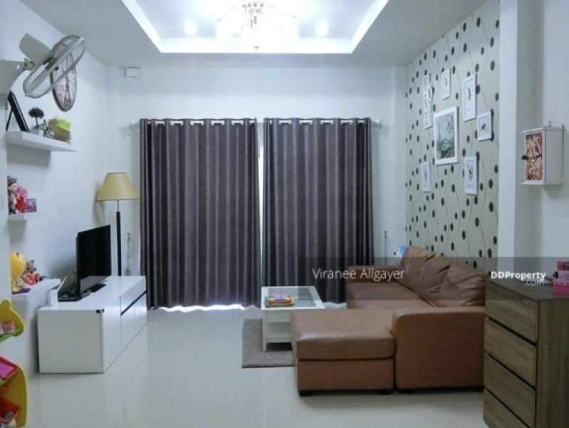 <? echo $keyword ; ?>