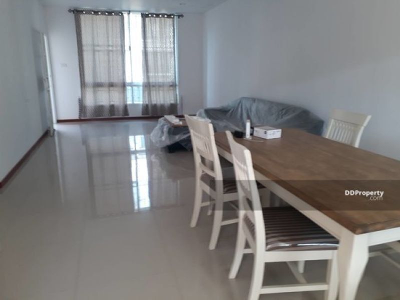 <? echo $keyword ; ?>