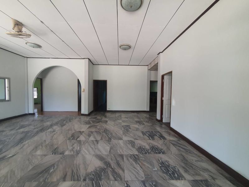 <? echo $keyword ; ?>