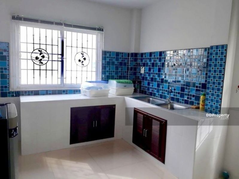 <? echo $keyword ; ?>