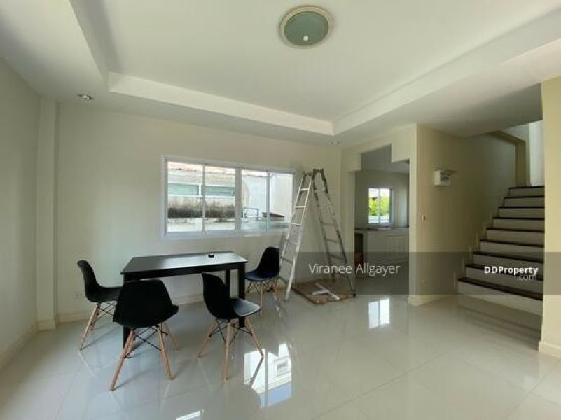 <? echo $keyword ; ?>