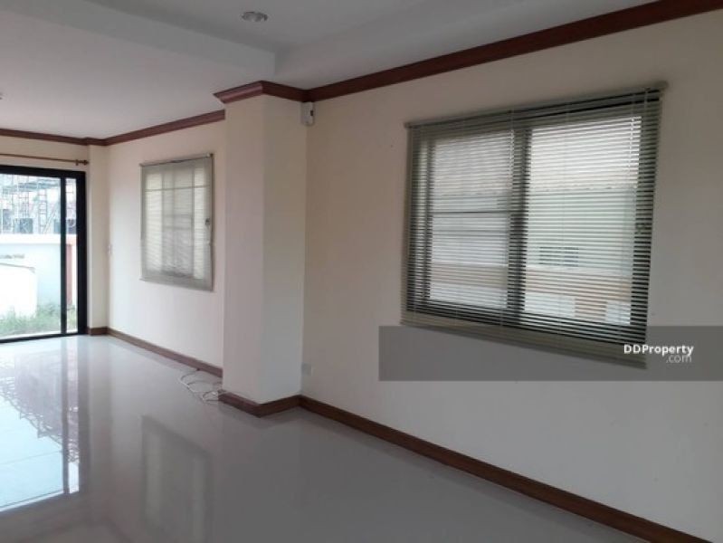 <? echo $keyword ; ?>