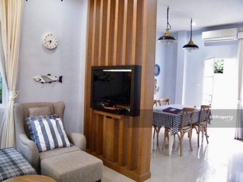 <? echo $keyword ; ?>