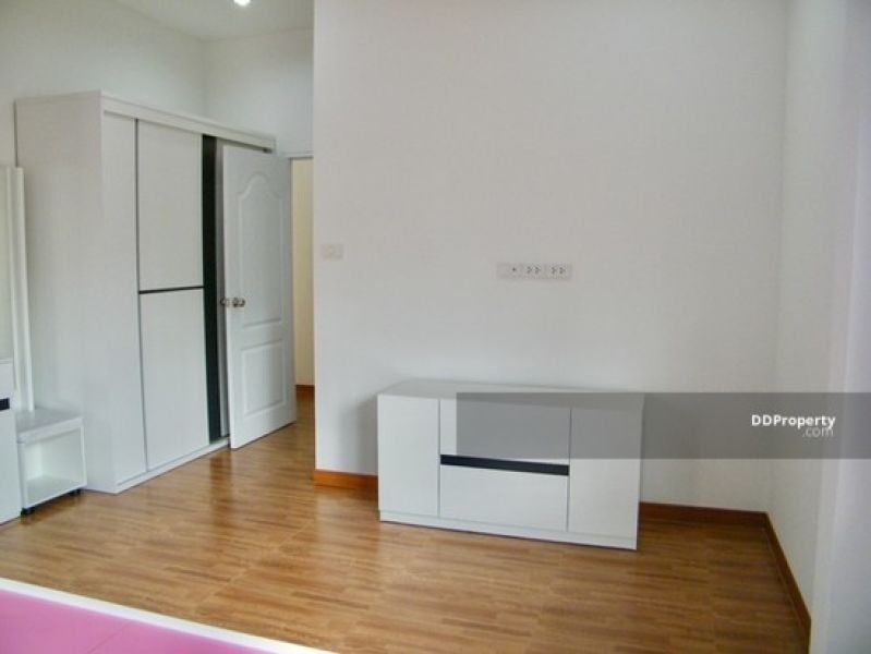 <? echo $keyword ; ?>