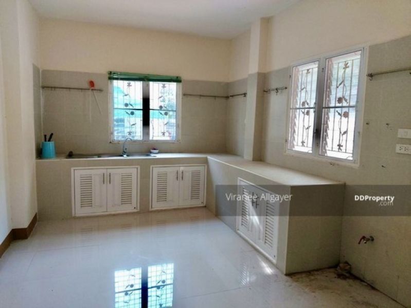 <? echo $keyword ; ?>