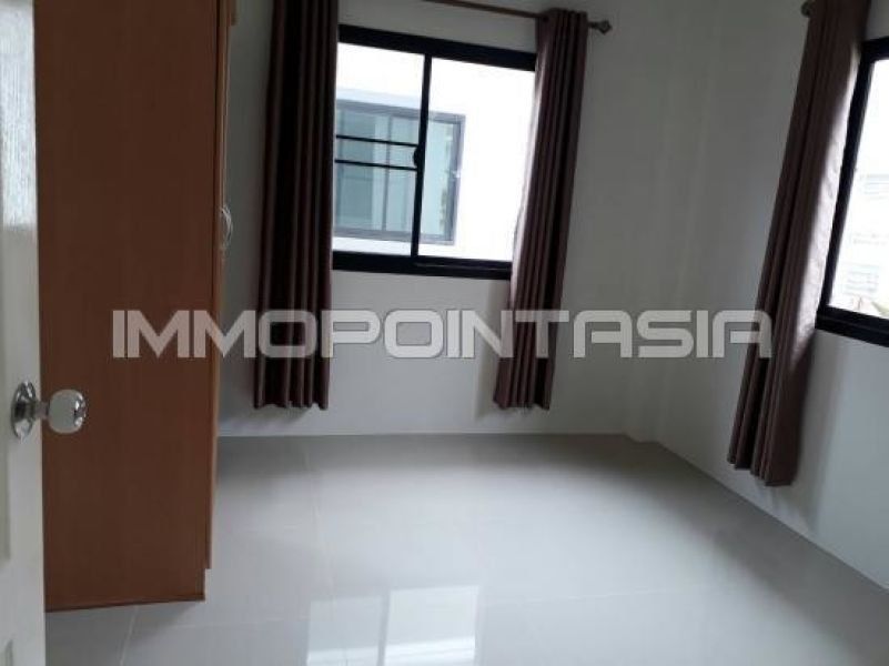 <? echo $keyword ; ?>