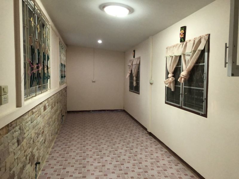 <? echo $keyword ; ?>